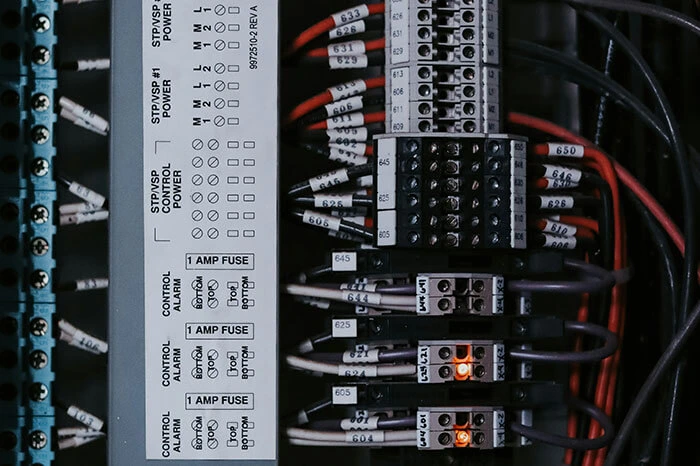 Statik Transfer Switch